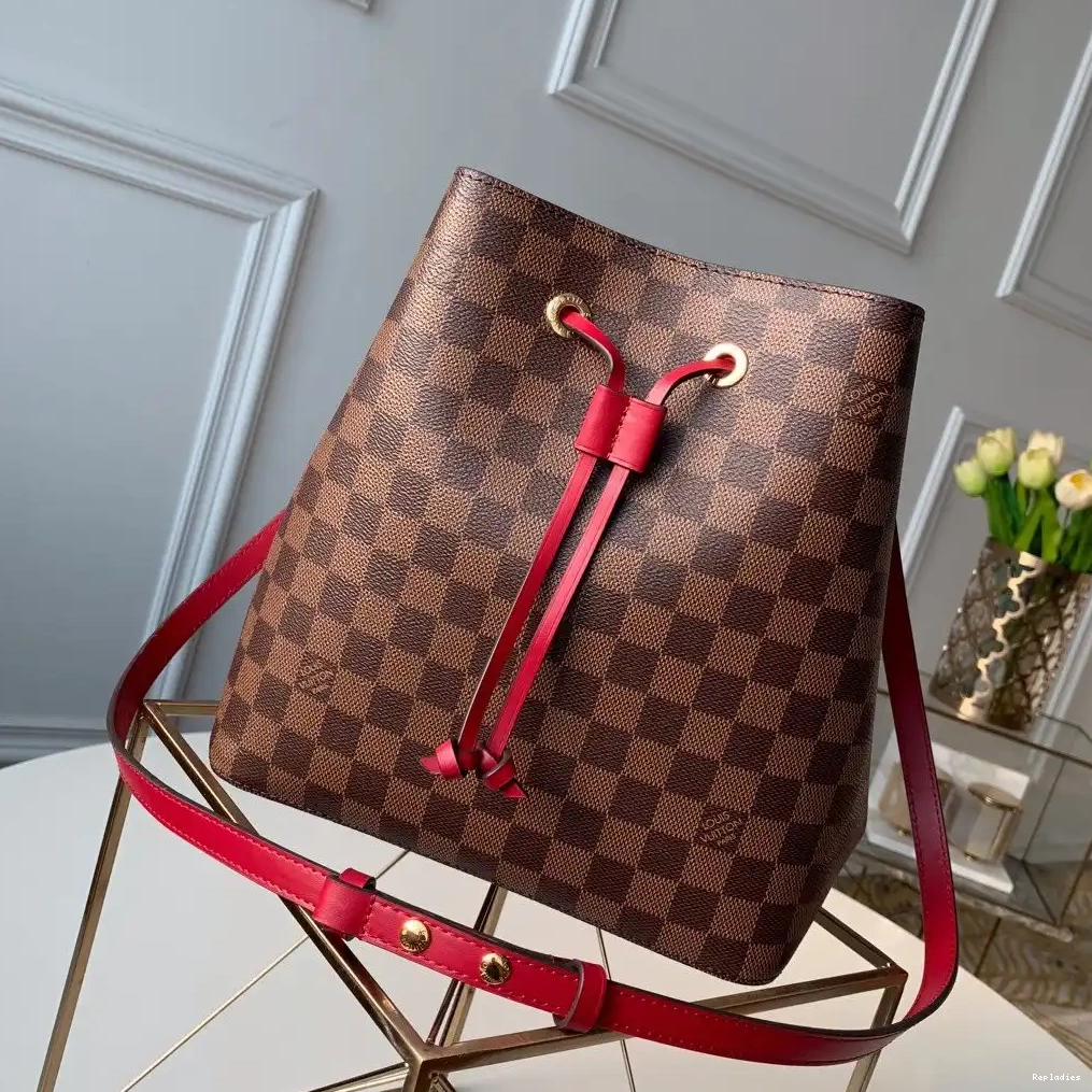 Cheap LOUIS VUITTON NÉONOÉ 0516